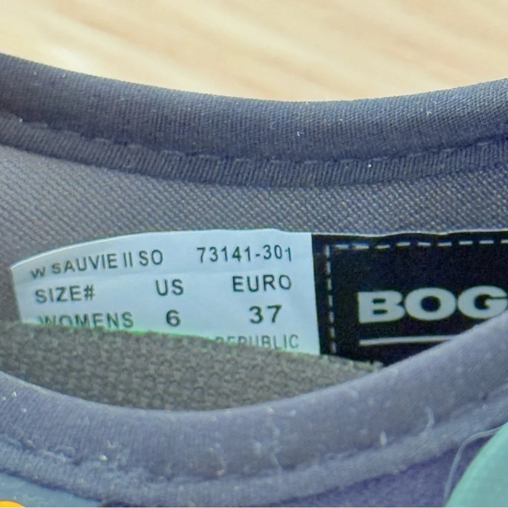 Bogs W SAUVIE II SLIP ON Women's Garden Boots Size 6